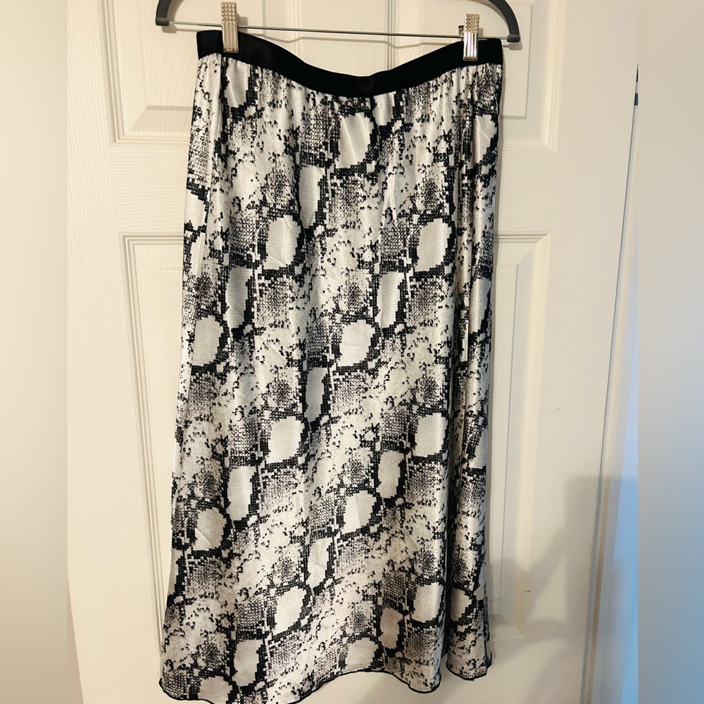 Victoria secret skirt